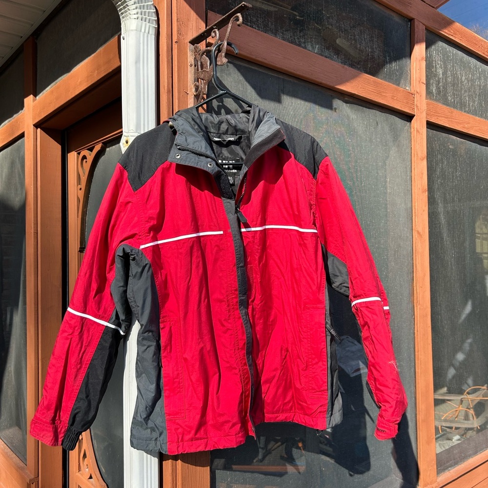 Men’s Helly Hansen Ski/Board Jacket EUC Large🎿